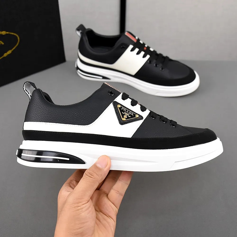 PP400🌻🌻🌻【Prada·PRADA】set off the audience! An international brand that is constantly innovating. This men's casual shoe is the original version. It is made of cowhide leather at a ratio of one to one at the store. It has leather feet and rubber non-slip outsole. It is breathable and comfortable. Quality speaks for itself. 👄38-44